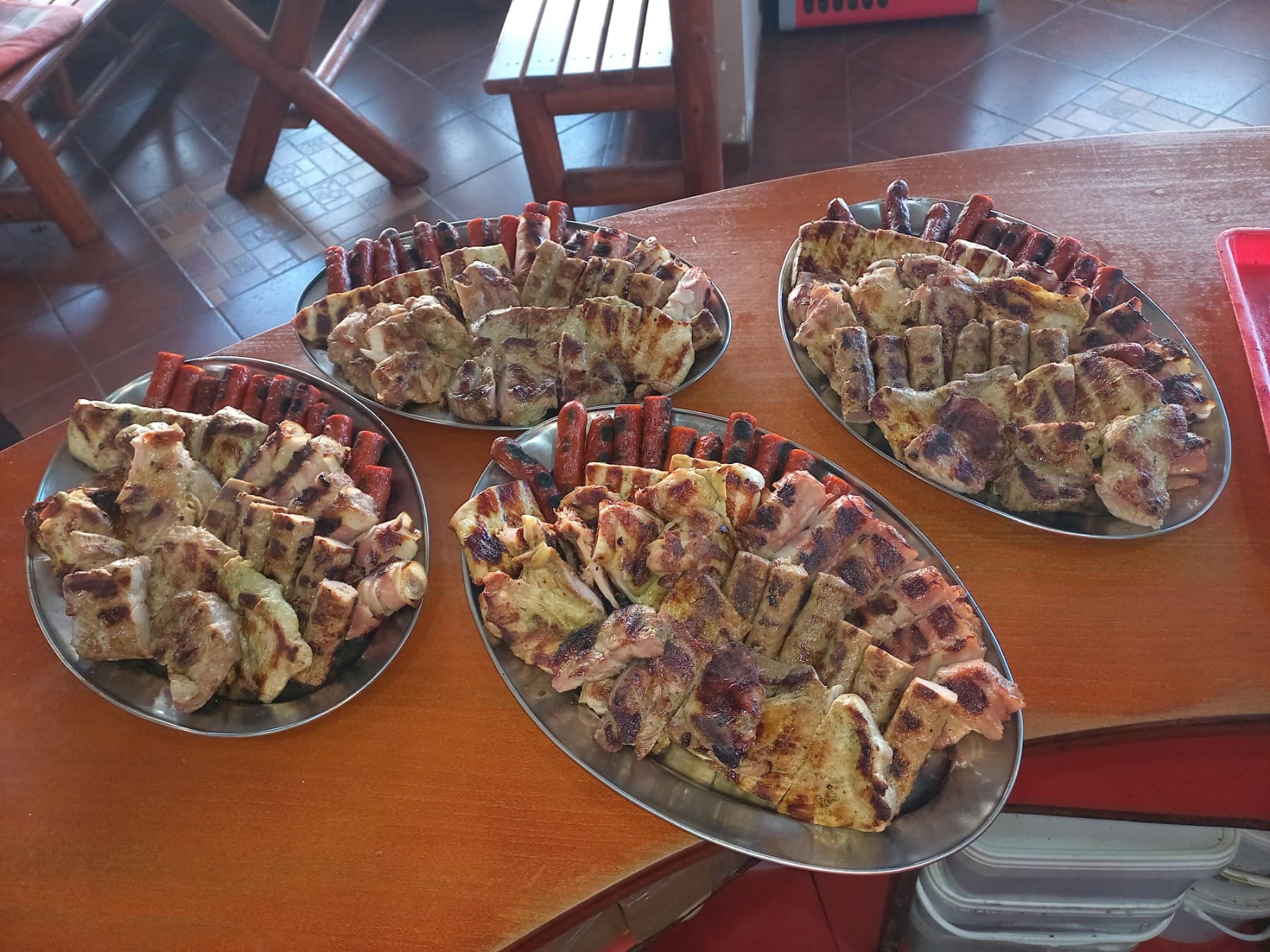 Месо на роштиљу